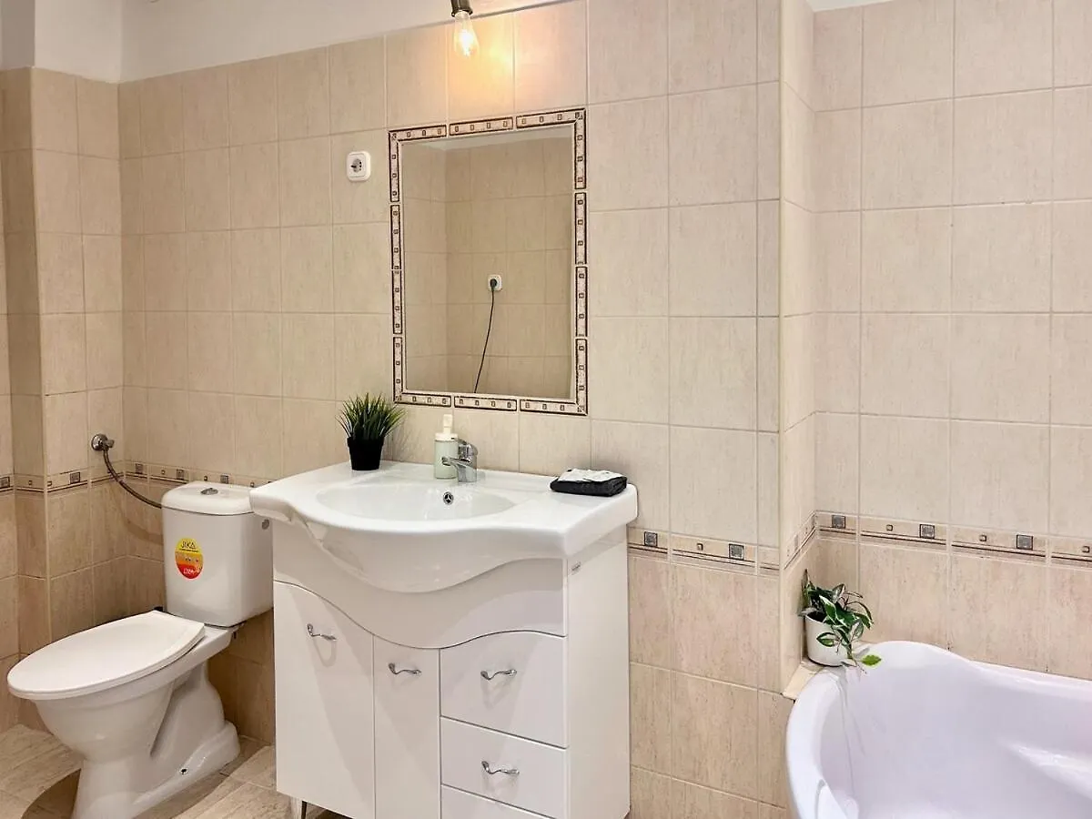 Budget Apartment By Hi5- Akacfa Street Budapest