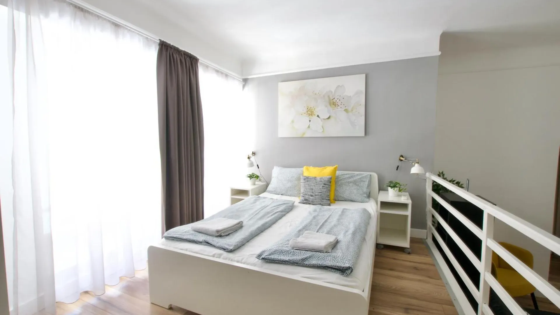 Budget Apartment By Hi5- Akacfa Street Budapest Ungarn