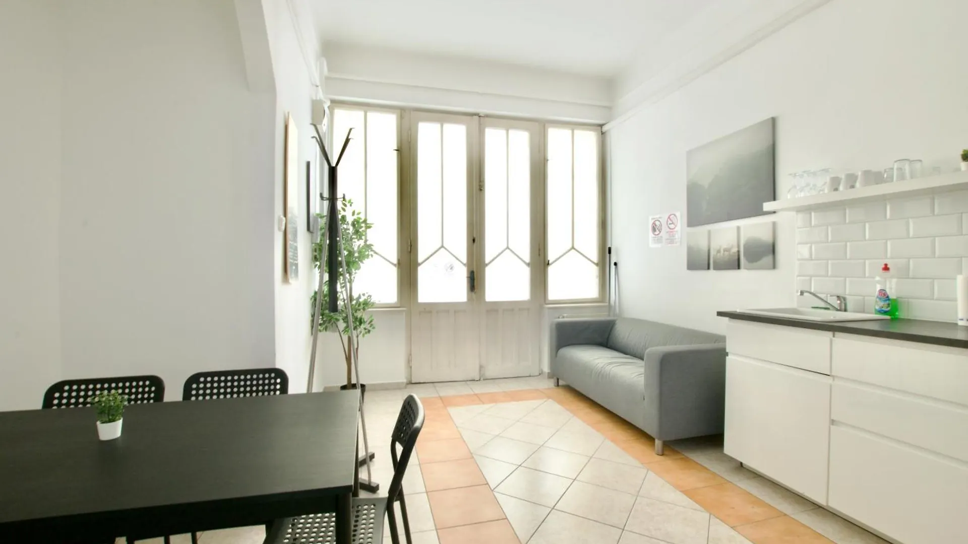 Budget Apartment By Hi5- Akacfa Street Budapest 0*,  Ungarn